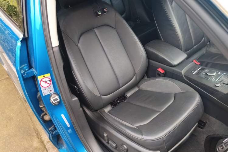 Used Audi A3 2016 Sportback 35 TFSI Style Edition Right Front Seat