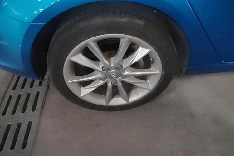 Used Audi A3 2016 Sportback 35 TFSI Style Edition Right Rear Wheel Hub