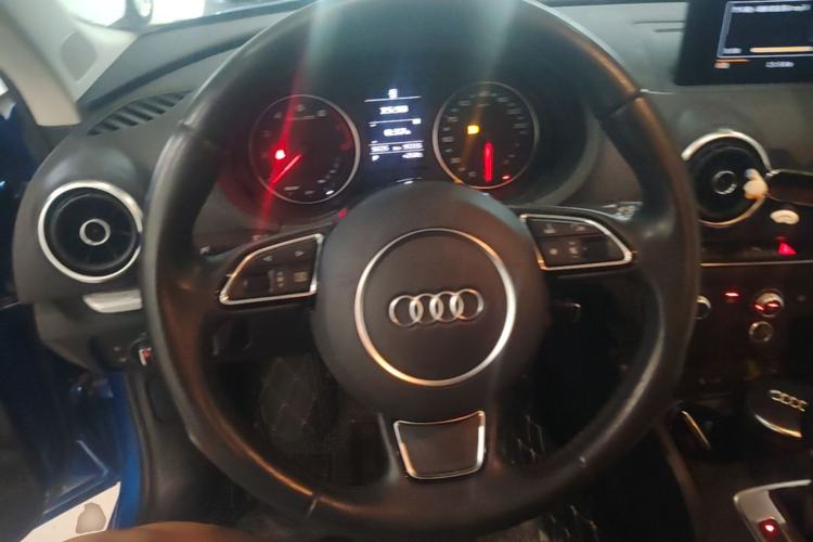 Used Audi A3 2016 Sportback 35 TFSI Ambition Steering Wheel