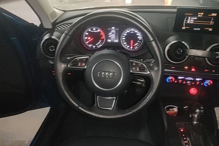 Used Audi A3 2016 Sportback 35 TFSI Style Edition Steering Wheel