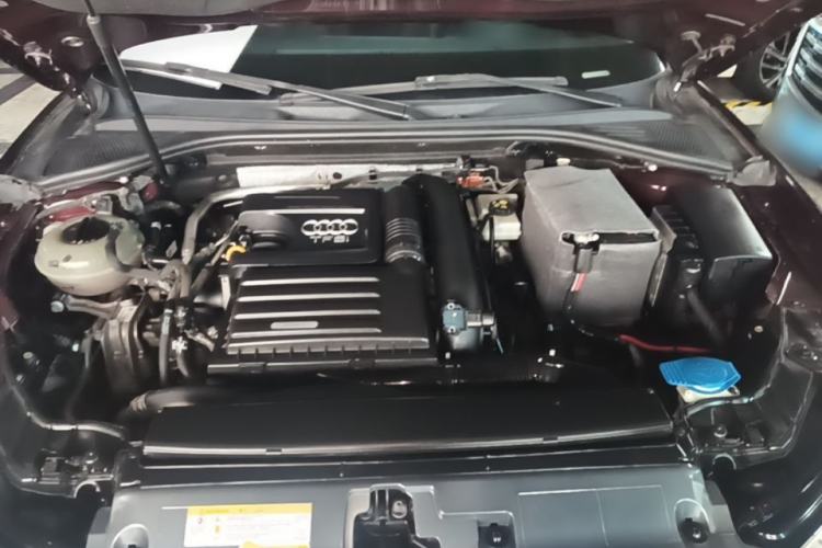 Used Audi A3 2016 Limousine 35 TFSI Ambition Edition Engine Bay