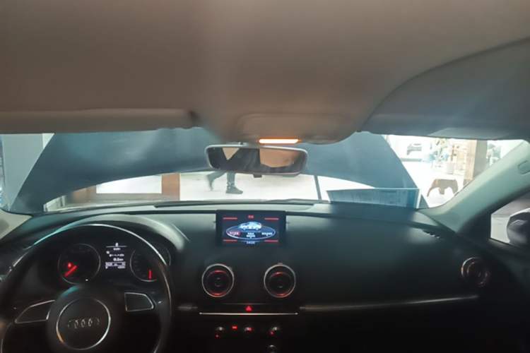 Used Audi A3 2016 Limousine 35 TFSI Ambition Edition Headliner