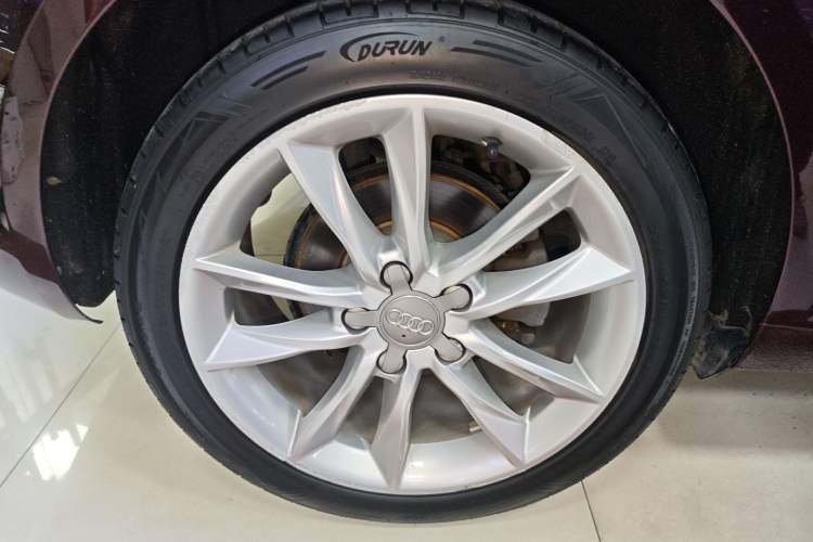 Used Audi A3 2016 Sportback 35 TFSI Style Edition Right Rear Wheel Hub