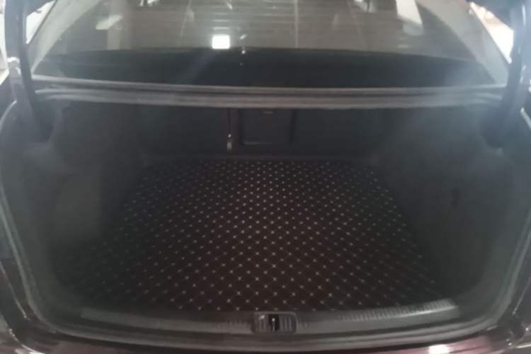 Used Audi A3 2016 Limousine 35 TFSI Ambition Edition Trunk