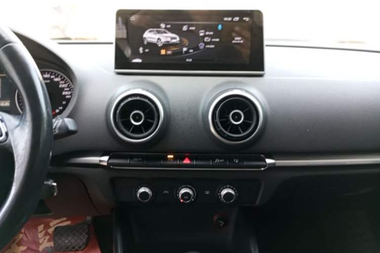 Used Audi A3 2016 Sportback 35 TFSI Ambition Audio And AC Panel