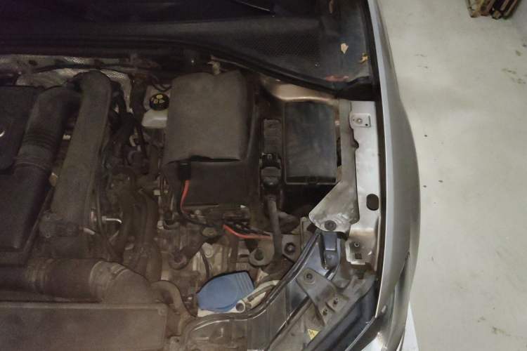 Used Audi A3 2016 Sportback 35 TFSI Ambition Engine Bay Left