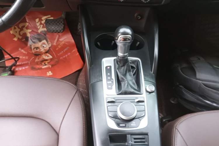Used Audi A3 2016 Sportback 35 TFSI Ambition Gear Lever