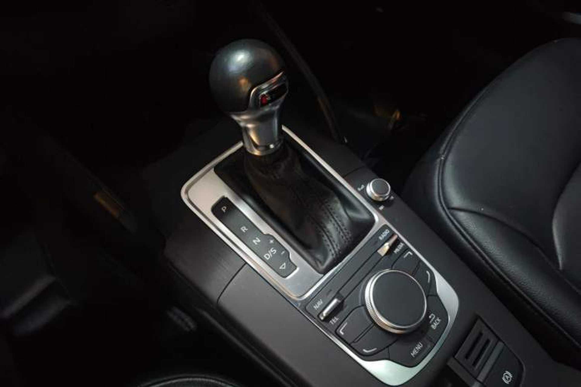 Used Audi A3 2016 Limousine 35 TFSI Prestige Edition Gear Lever