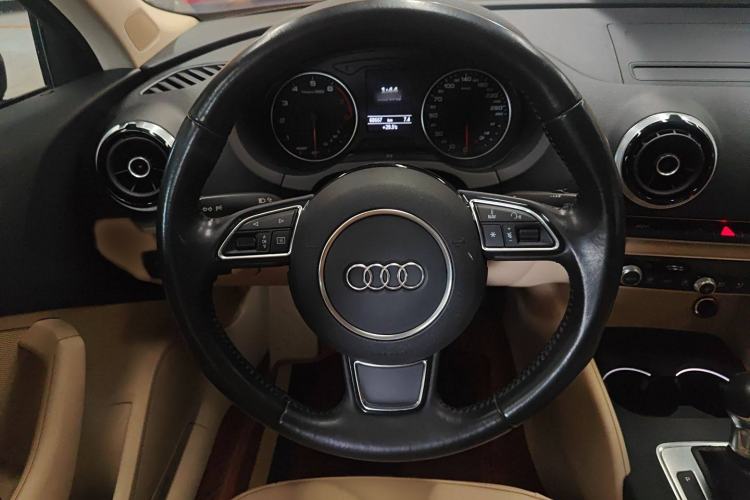 Used Audi A3 2016 Limousine 35 TFSI Style Edition Interior 3