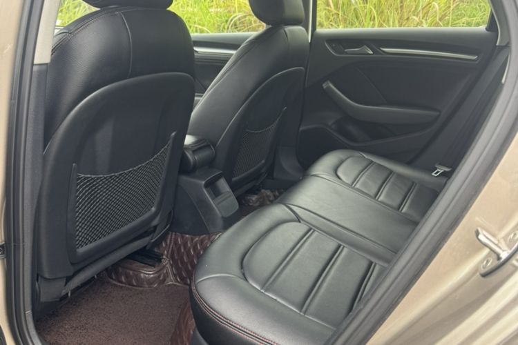 Used Audi A3 2016 Limousine 35 TFSI Ambition Edition Interior 3