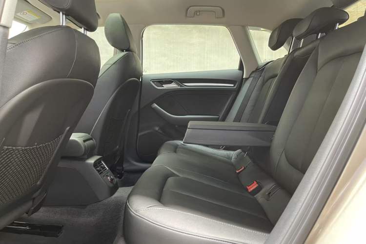 Used Audi A3 2016 Sportback 35 TFSI Style Edition Interior 5