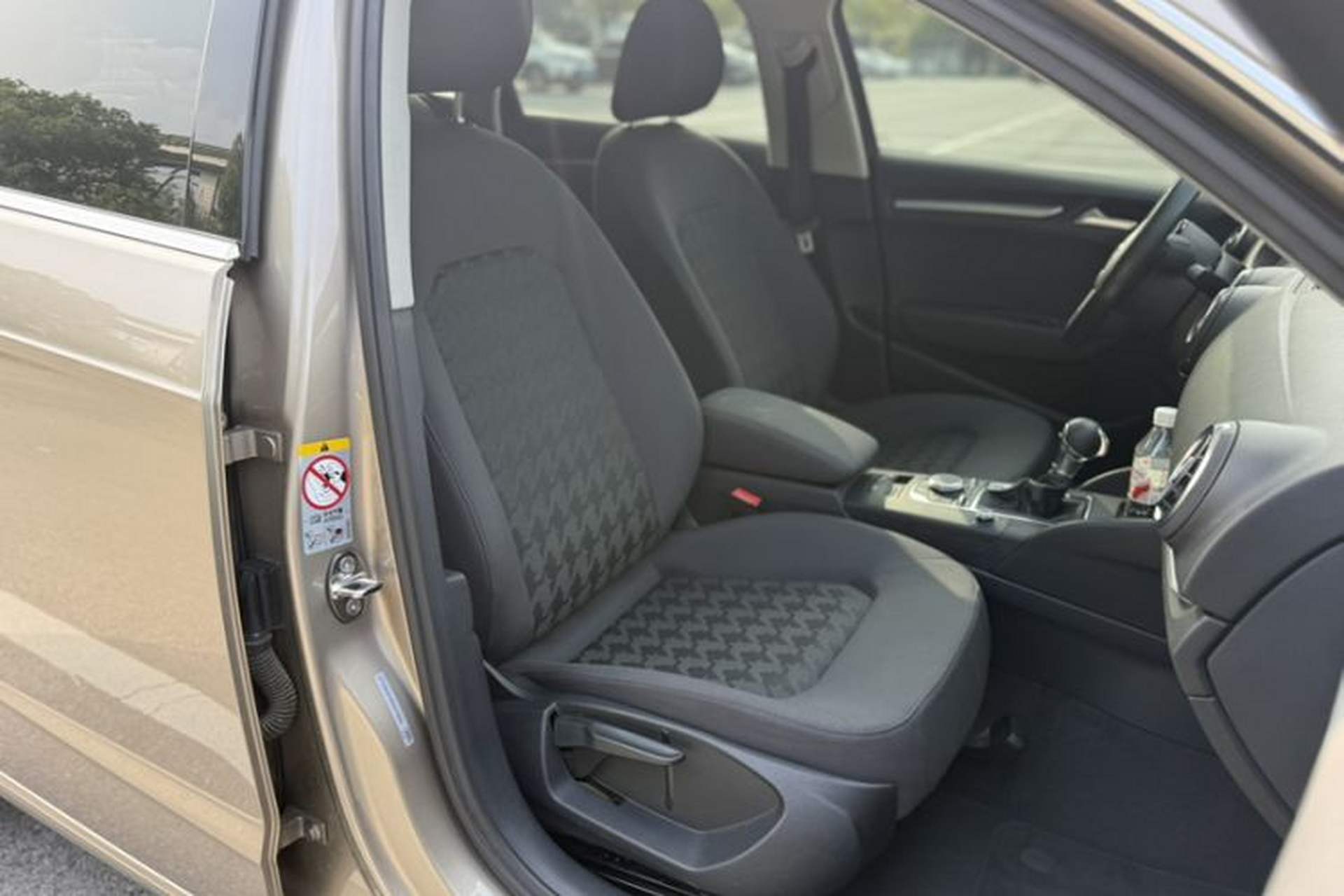 Used Audi A3 2016 Sportback 35 TFSI Ambition Interior 9