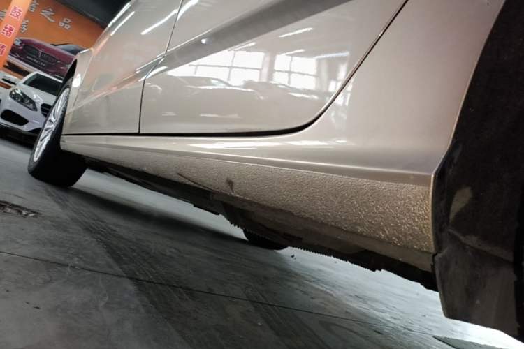 Used Audi A3 2016 Limousine 35 TFSI Prestige Edition Left Side Sill