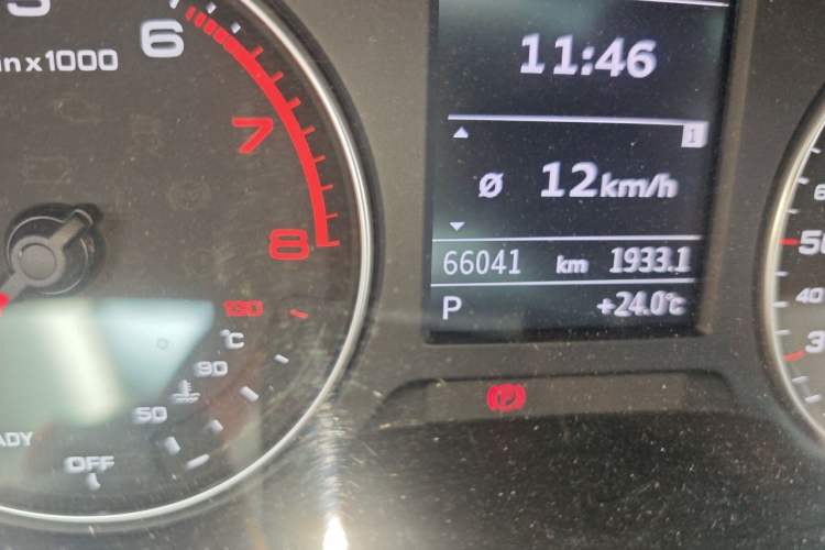 Used Audi A3 2016 Limousine 35 TFSI Prestige Edition Odometer Close Up