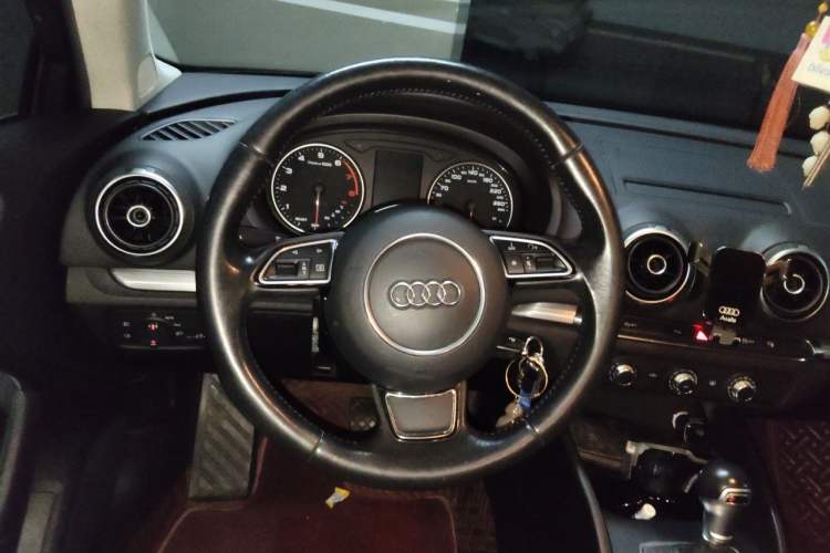 Used Audi A3 2016 Sportback 35 TFSI Ambition Steering Wheel