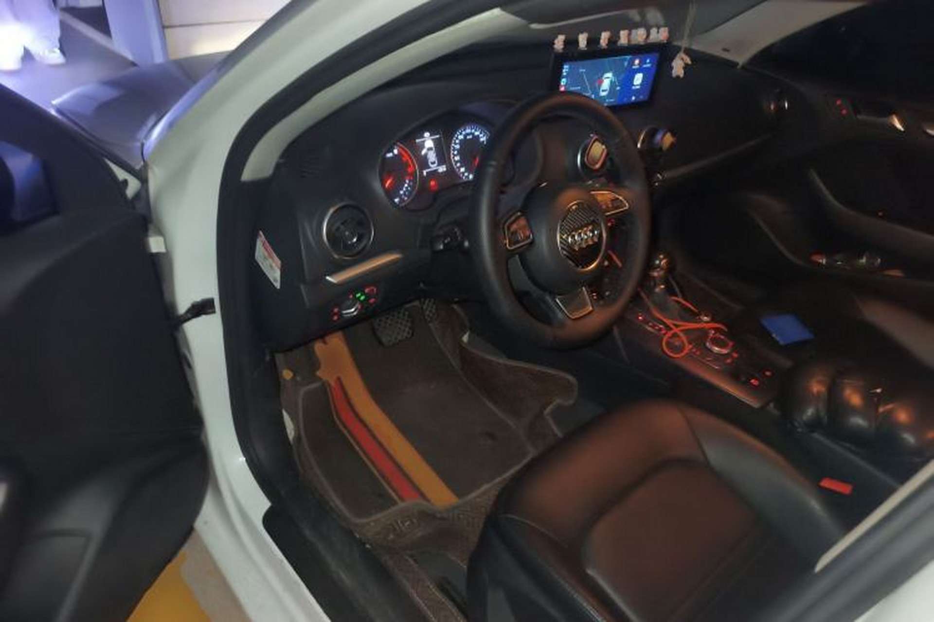Used Audi A3 2016 Limousine 35 TFSI Ambition Edition Driver Seat