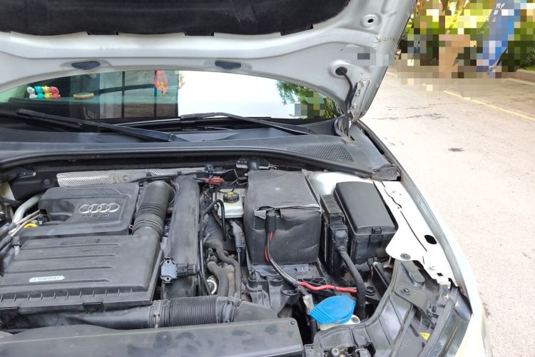 Used Audi A3 2016 Limousine 35 TFSI Prestige Edition Engine Bay Left