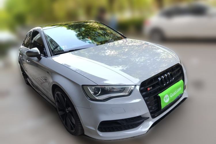 Used Audi A3 2016 Limousine 35 TFSI Prestige Edition Front Right 45 Deg