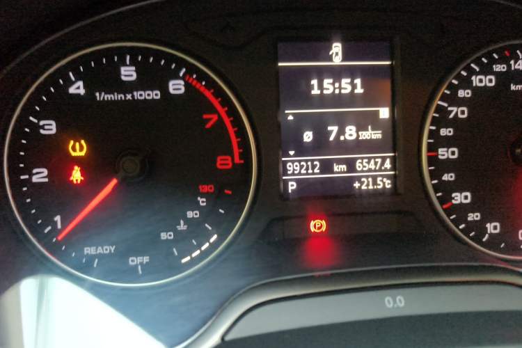Used Audi A3 2016 Limousine 35 TFSI Prestige Edition Odometer Close Up