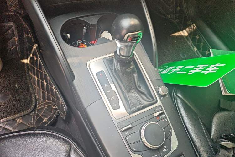 Used Audi A3 2016 Sportback 35 TFSI Ambition Gear Lever