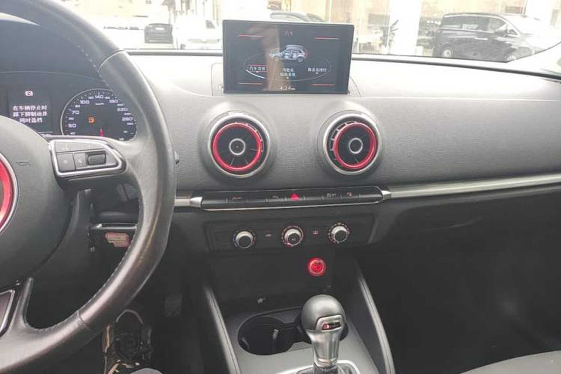 Used Audi A3 2016 Sportback 35 TFSI Ambition Audio And AC Panel