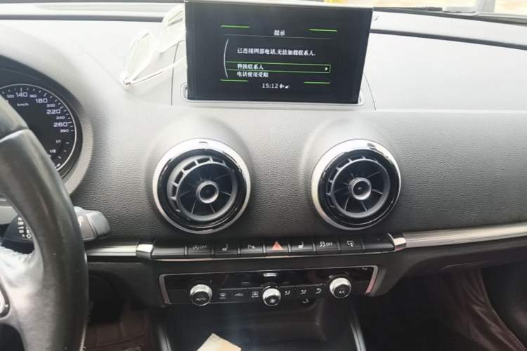 Used Audi A3 2016 Sportback 35 TFSI Style Edition Audio And AC Panel