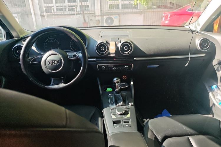 Used Audi A3 2016 Sportback 35 TFSI Style Edition Center Console