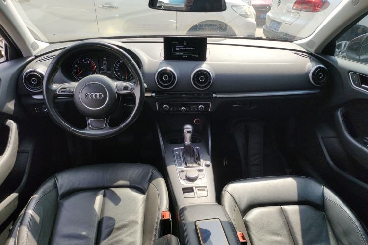 Used Audi A3 2016 Sportback 35 TFSI Style Edition Center Console