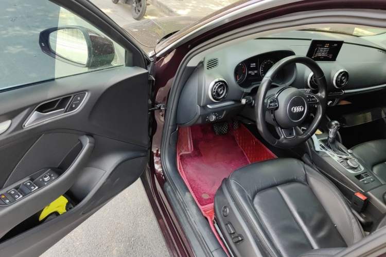 Used Audi A3 2016 Sportback 35 TFSI Style Edition Driver Seat