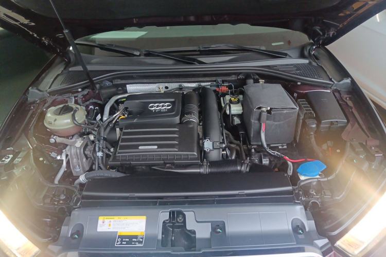 Used Audi A3 2016 Limousine 35 TFSI Ambition Edition Engine Bay