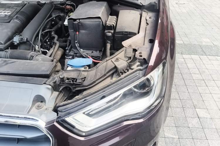Used Audi A3 2016 Sportback 35 TFSI Style Edition Engine Bay Left