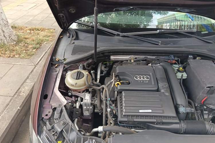 Used Audi A3 2016 Sportback 35 TFSI Ambition Engine Bay Right