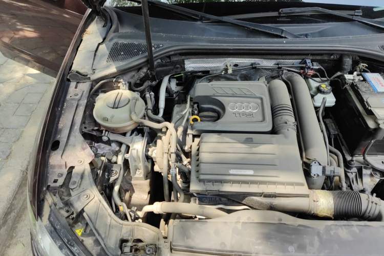 Used Audi A3 2016 Sportback 35 TFSI Style Edition Engine Bay Right