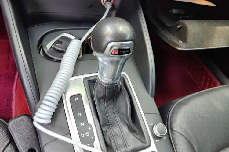 Used Audi A3 2016 Sportback 35 TFSI Style Edition Gear Lever