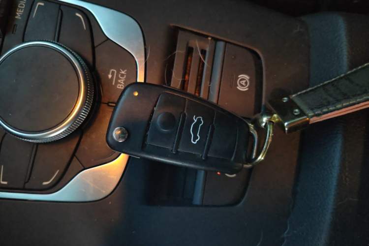 Used Audi A3 2016 Limousine 35 TFSI Style Edition Interior 1