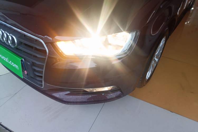 Used Audi A3 2016 Limousine 35 TFSI Ambition Edition Left Front Headlight