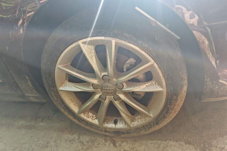Used Audi A3 2016 Sportback 35 TFSI Style Edition Right Front Wheel Hub