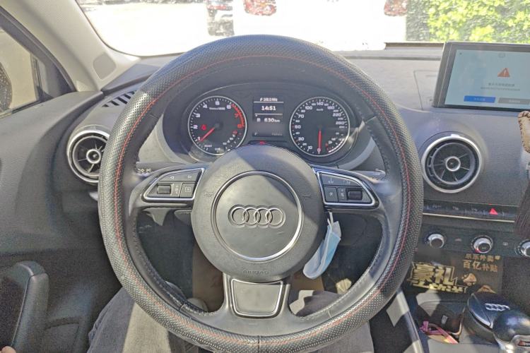 Used Audi A3 2016 Limousine 35 TFSI Prestige Edition Steering Wheel