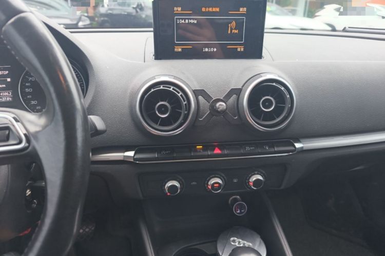 Used Audi A3 2016 Sportback 35 TFSI Ambition Audio And AC Panel