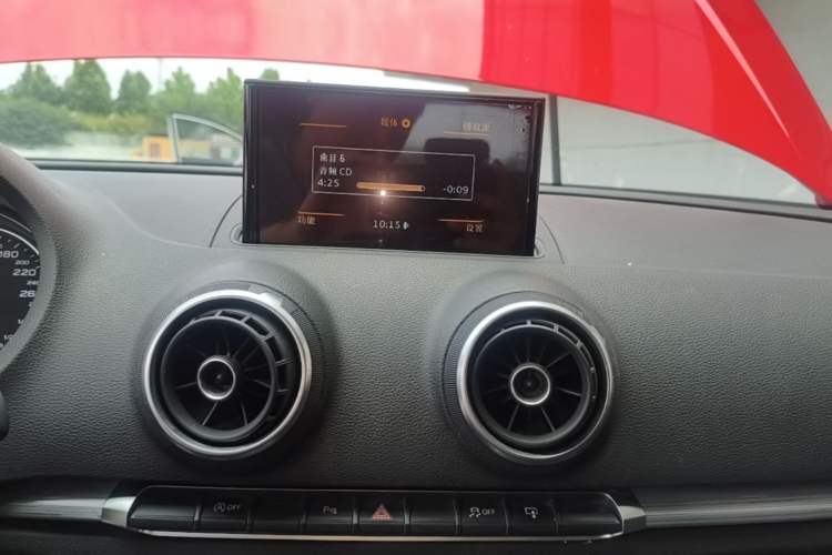 Used Audi A3 2016 Sportback 35 TFSI Ambition Audio And AC Panel