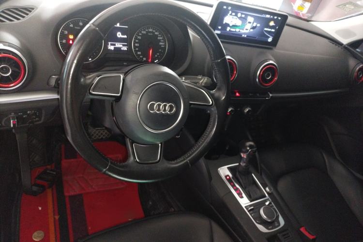 Used Audi A3 2016 Sportback 35 TFSI Ambition Edition Center Console