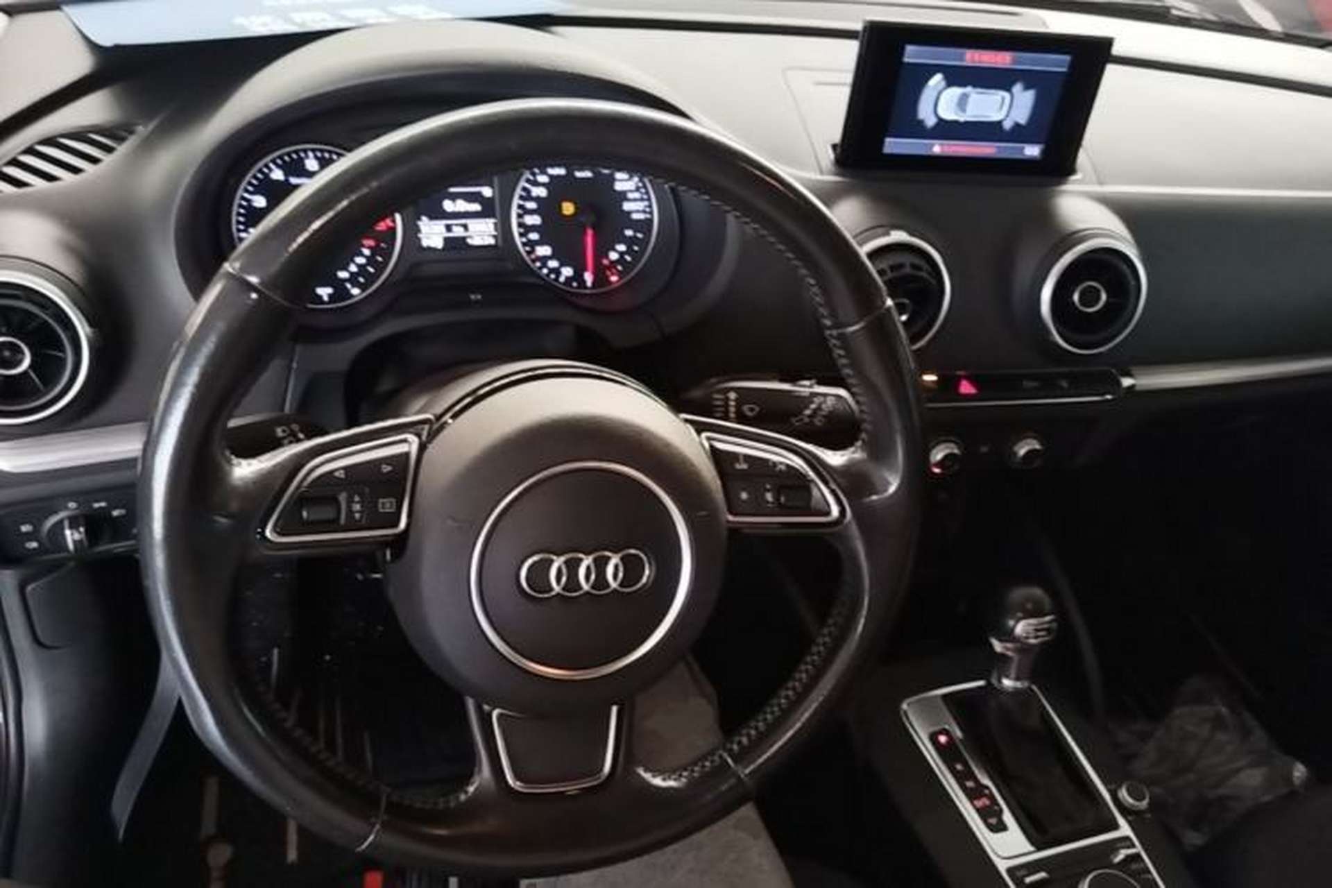 Used Audi A3 2016 Sportback 35 TFSI Ambition Center Console