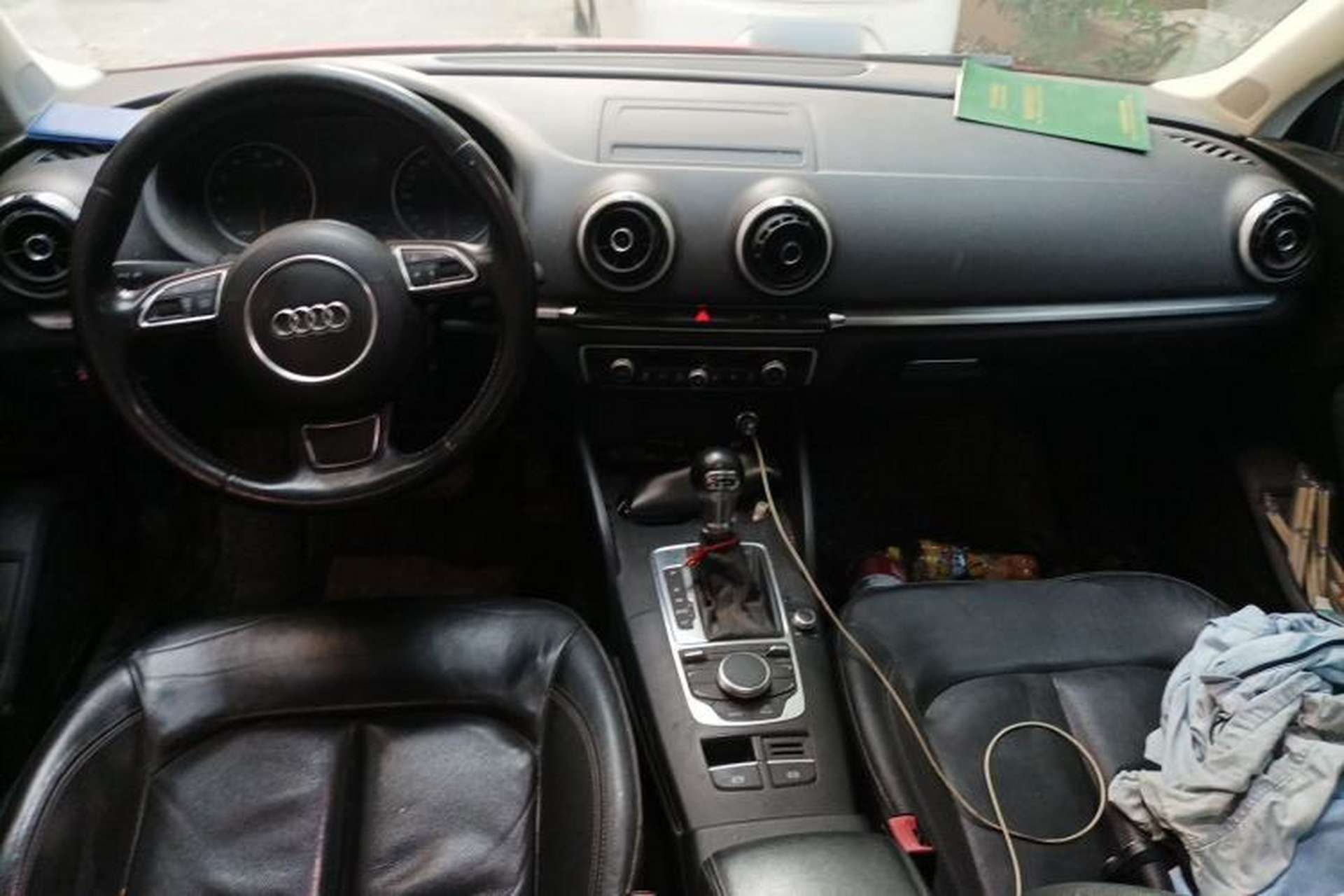 Used Audi A3 2016 Limousine 35 TFSI Style Edition Center Console