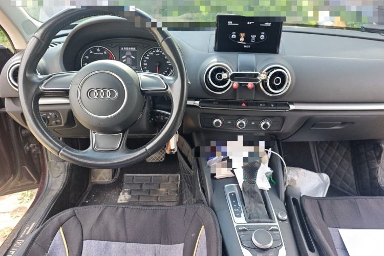 Used Audi A3 2016 Sportback 35 TFSI Ambition Edition Center Console