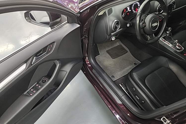 Used Audi A3 2016 Sportback 35 TFSI Ambition Driver Seat