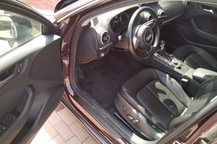 Used Audi A3 2016 Sportback 35 TFSI Ambition Driver Seat