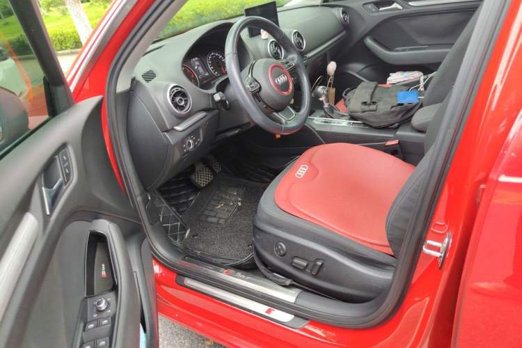 Used Audi A3 2016 Sportback 35 TFSI Ambition Driver Seat