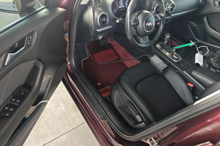 Used Audi A3 2016 Sportback 35 TFSI Ambition Edition Driver Seat