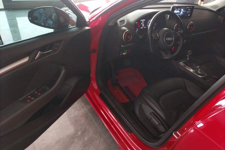 Used Audi A3 2016 Sportback 35 TFSI Ambition Edition Driver Seat