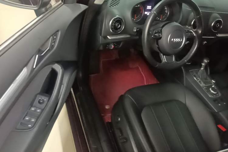 Used Audi A3 2016 Sportback 35 TFSI Ambition Driver Seat